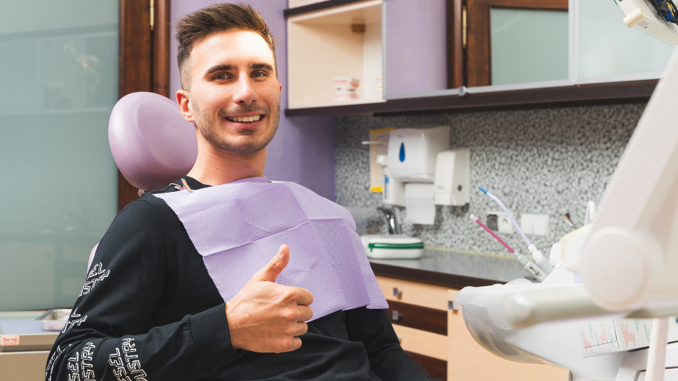 Uśmiechnięty pacjent